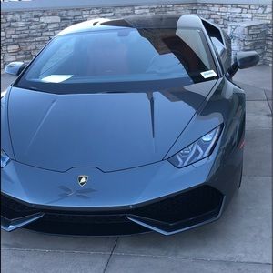 Meet your Posher, Andres